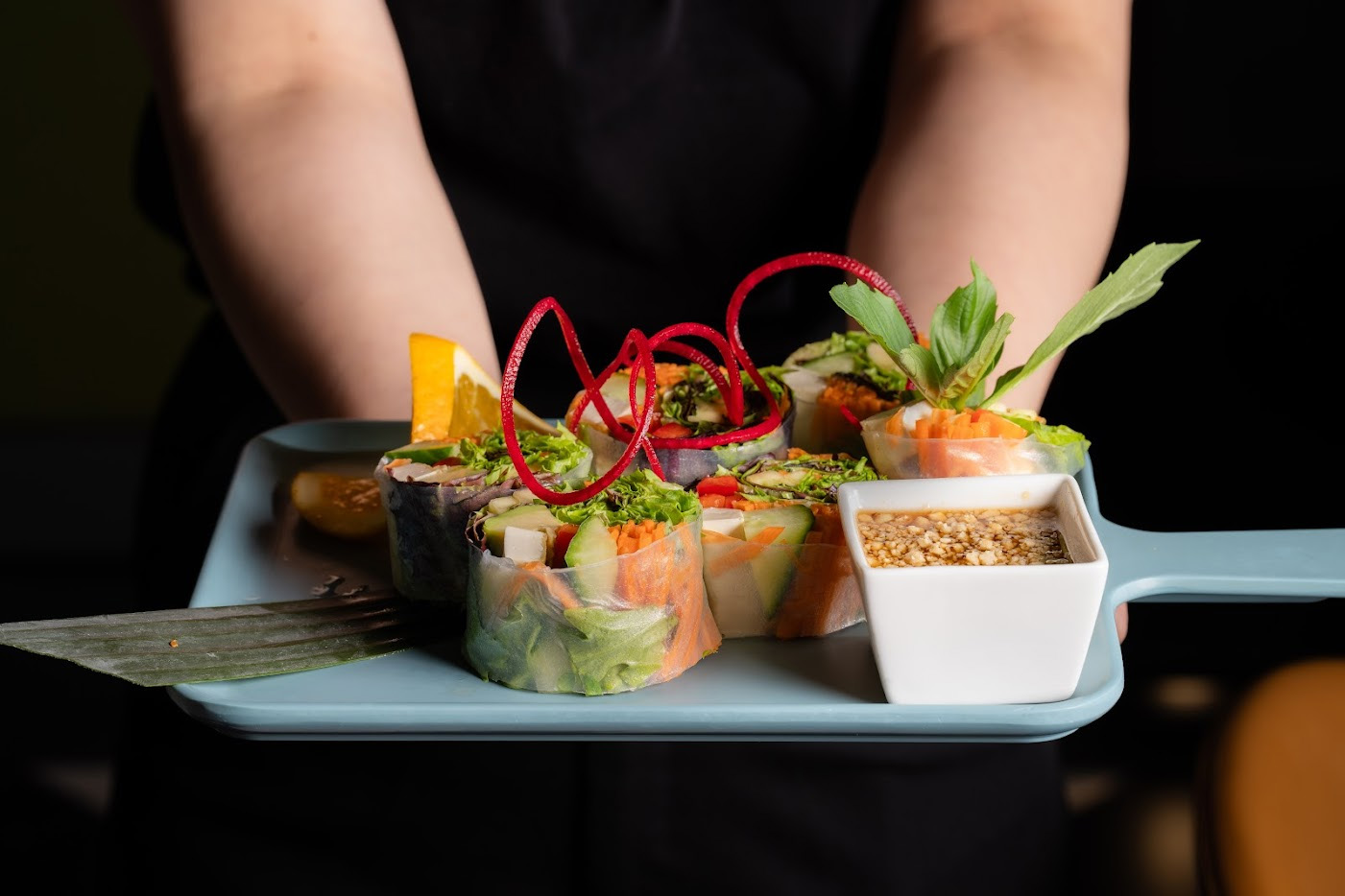 Fresh Thai cold spring rolls filled with crisp vegetables, shrimp, and rice noodles, served with a tangy peanut dipping sauce – A healthy appetizer from thairoomgrand.